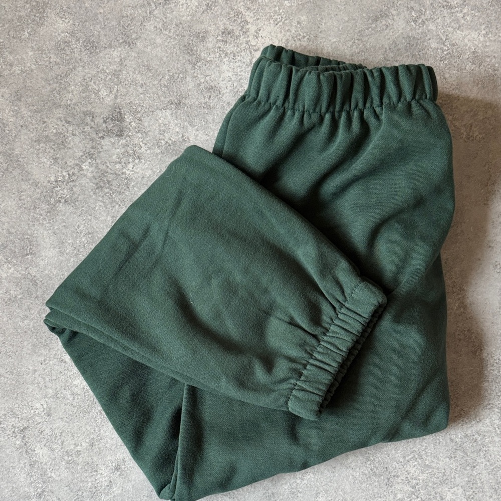Gap Women’s Green Fleece Joggers